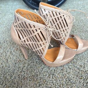 Pour La Victoire Tan Leather Lace Up Bootie Stiletto Platform Sandal 6